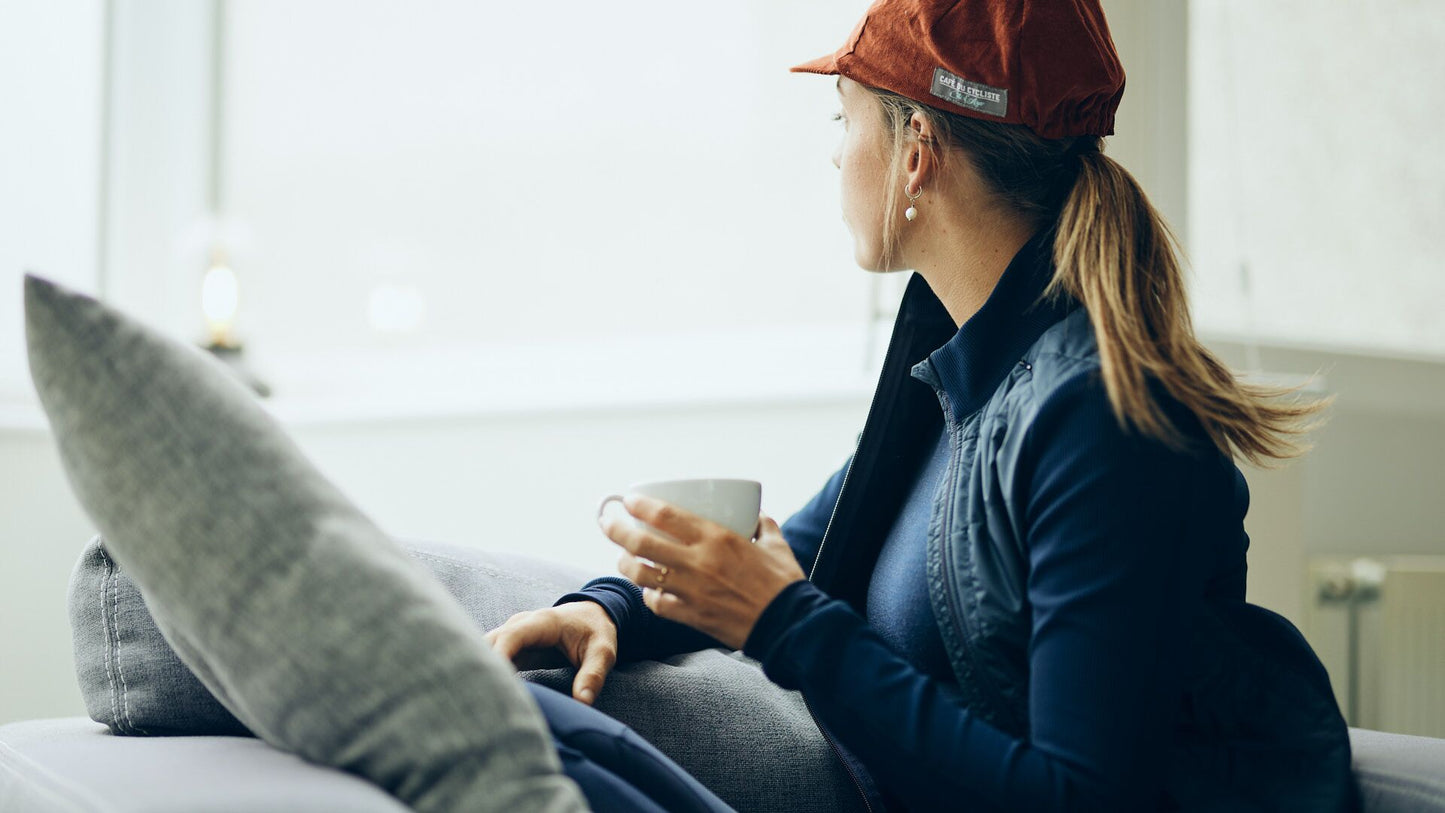Café du Cycliste Velvet Cap
