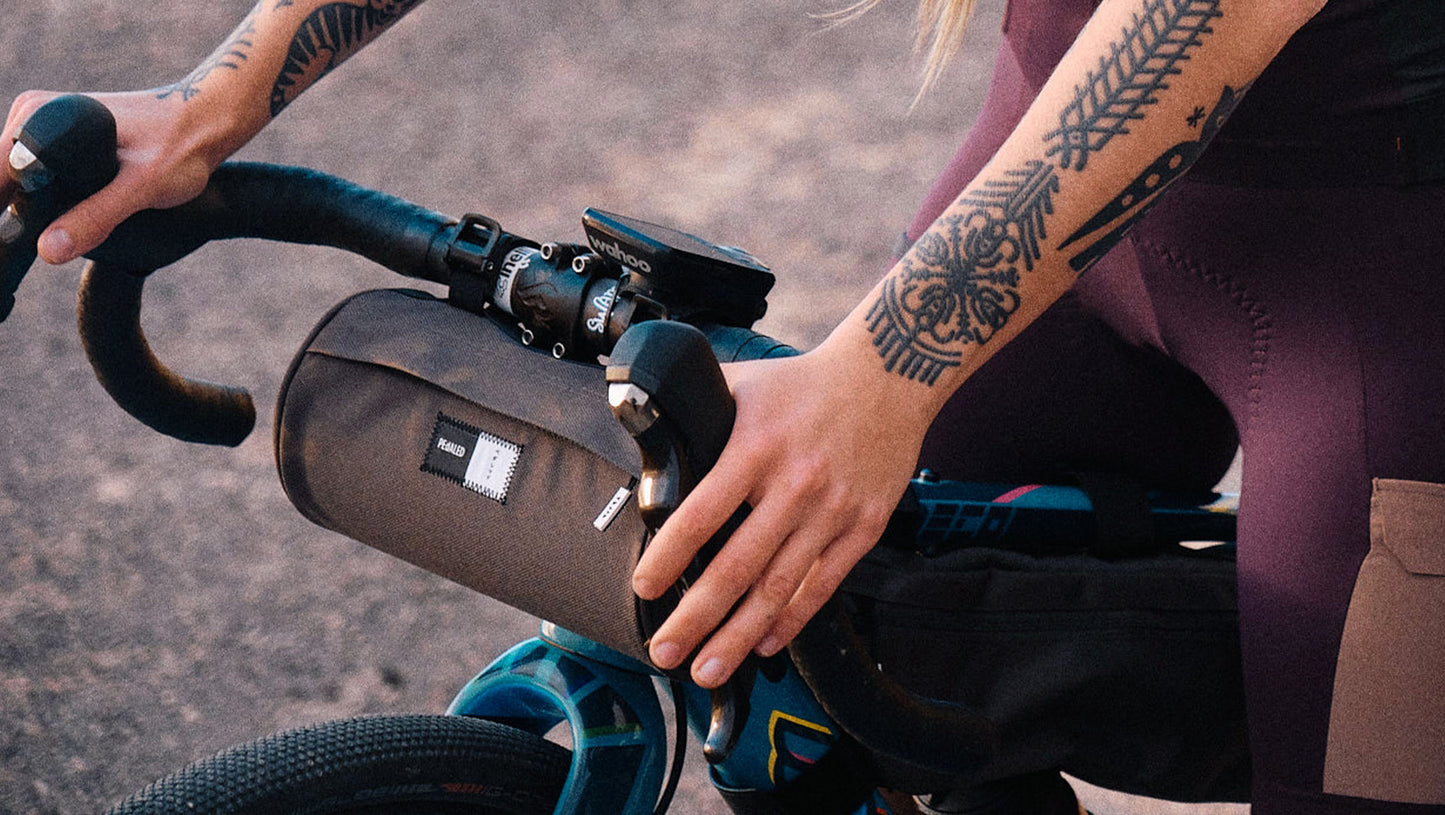 PEdALED Odyssey Handlebar Bag - Raven